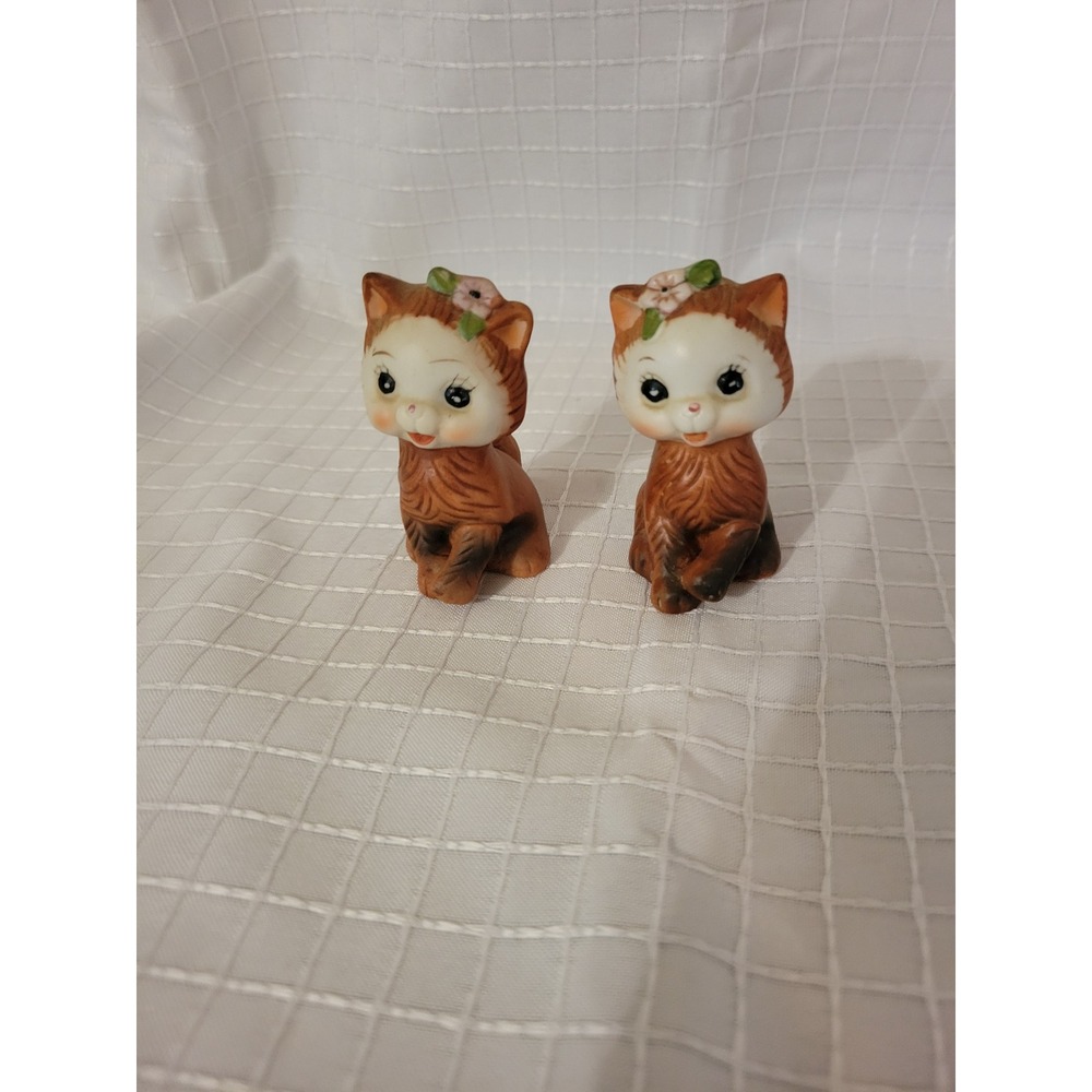 Vintage Ceramic Cat Salt and Pepper Shakers Brown Kitten Set Made in Korea